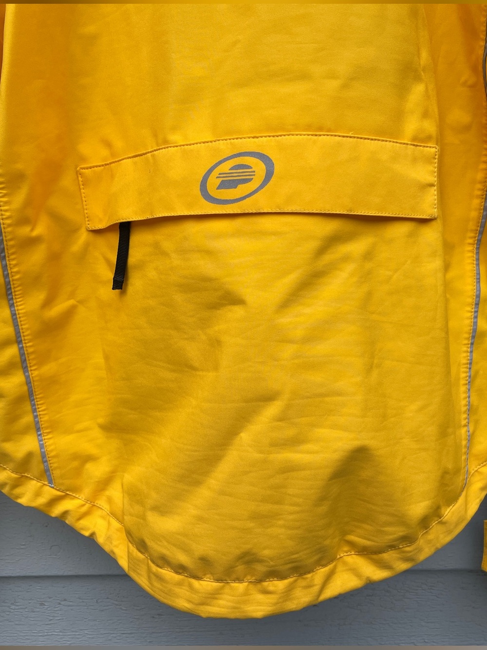 Performance Gore-Tex Cycling Jacket with Hood, Men’s Size Small, Yellow - Picture 5 of 6